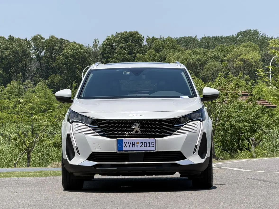 Peugeot Peugeot 4008 360THP Strength Edition