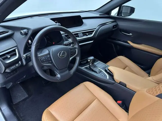 Lexus Lexus UX 260h Exploration*Cool Edition Country VI