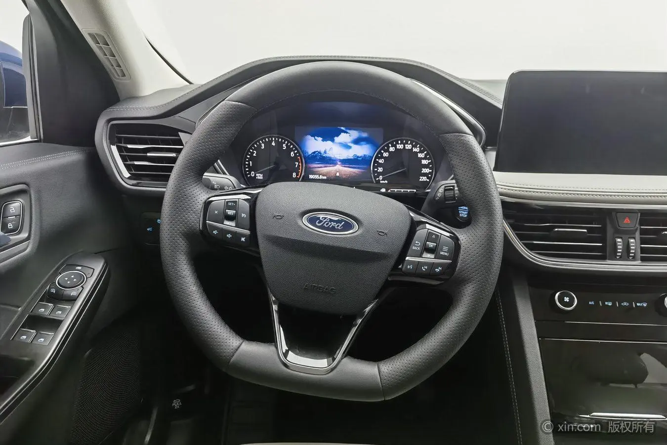 Ford Ruiji EcoBoost 245 two-wheel drive Yaoxiang model