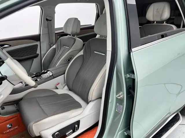 Dongfeng Fengxing Popular yachts 1.5T DCT Wave by Wave version