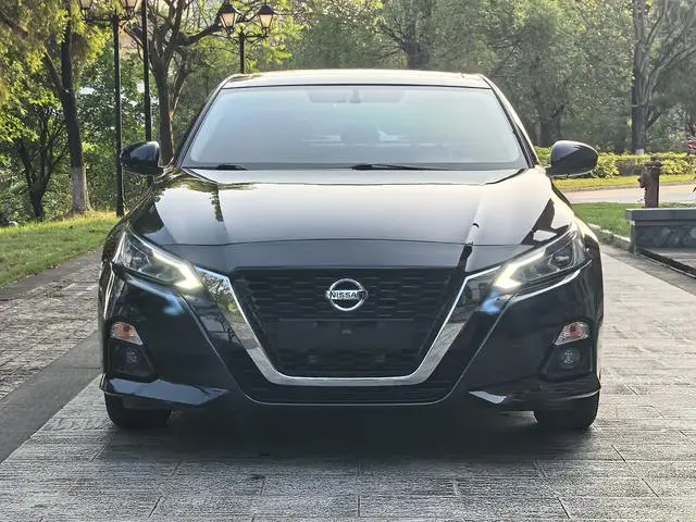 Nissan Teana Facelift 2.0 L XL Comfort Edition