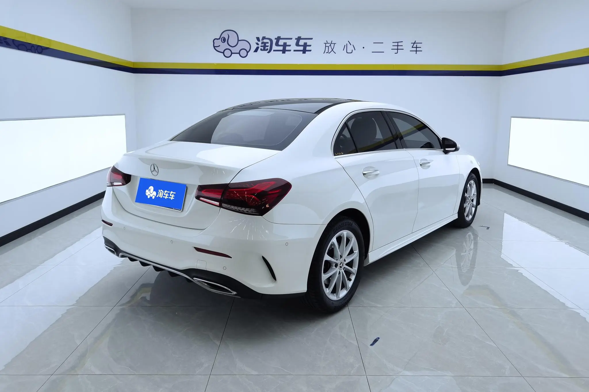 Mercedes-Benz Mercedes-Benz A-class A 200 L sports sedan