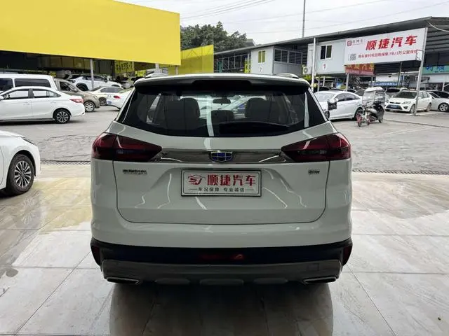 Geely Boyue 1.8TD automatic two-wheel drive intelligent 4G connected version