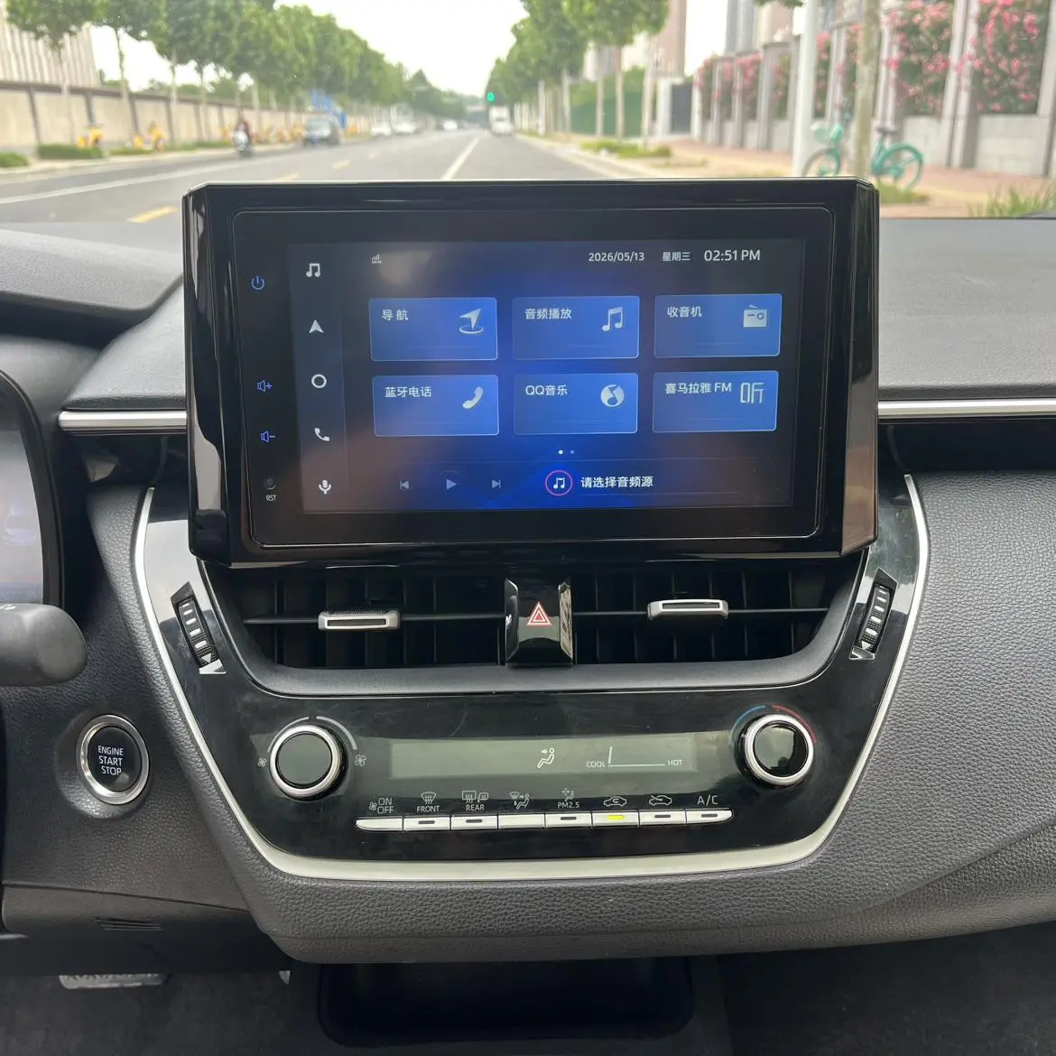 TOYOTA Asian lion 2.0L Deluxe Edition