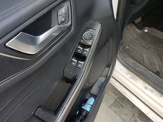 Ford Ruiji PHEV Plug-in hybrid version
