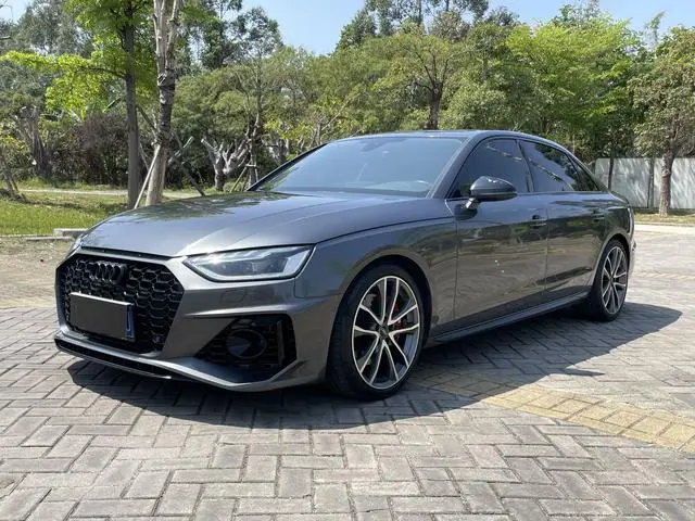 Audi Audi A4L 45 TFSI quattro premium dynamic type