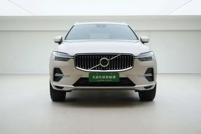 Volvo Volvo XC60 PHEV T8 four-wheel drive long battery life Zhiyuan Deluxe Edition
