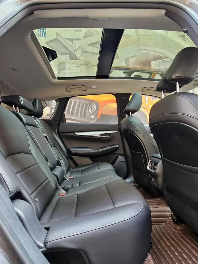 Infiniti Infiniti QX50 Facelift 2.0T two-wheel drive fashion version