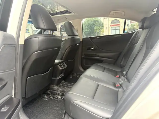 Lexus Lexus ES 260 Excellent Edition