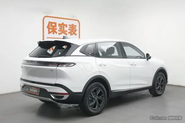 FAW Pentium T90 Longyao Version 1.5T Enjoy Type