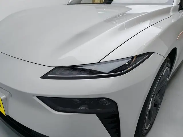 Dongfeng eπ eπ007 Pure electric 530Pro version