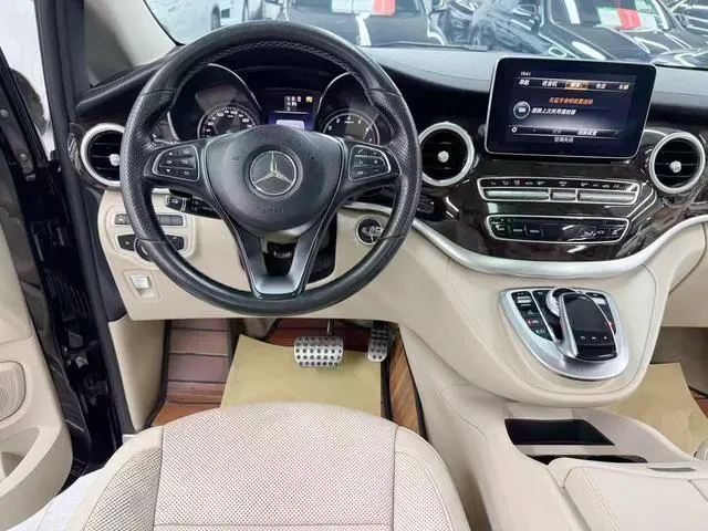 Mercedes-Benz Mercedes-Benz V-class V 260 Premium Edition Country V