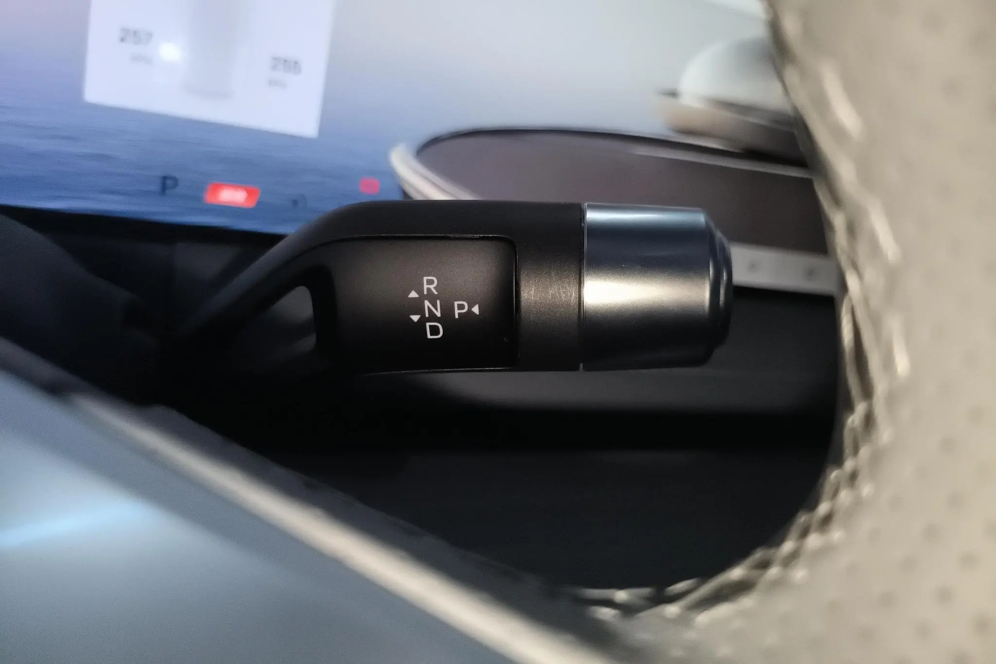 Geely Galaxy Galaxy E8 550km two-wheel drive Longteng version