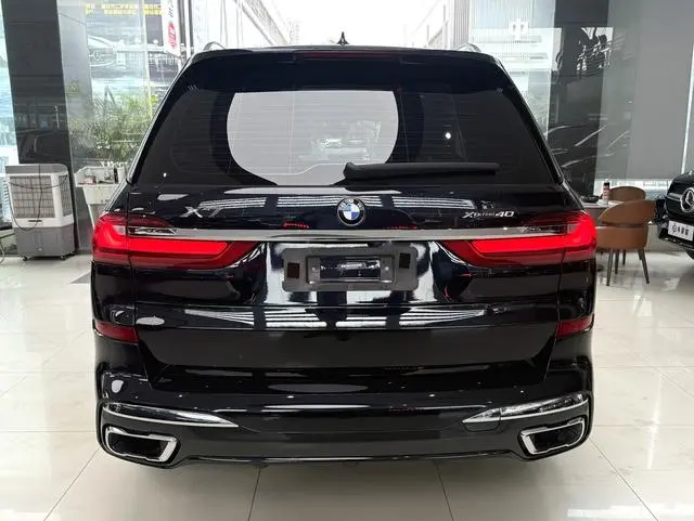 BMW BMW X7 xDrive40i Exclusive M Sports Suit