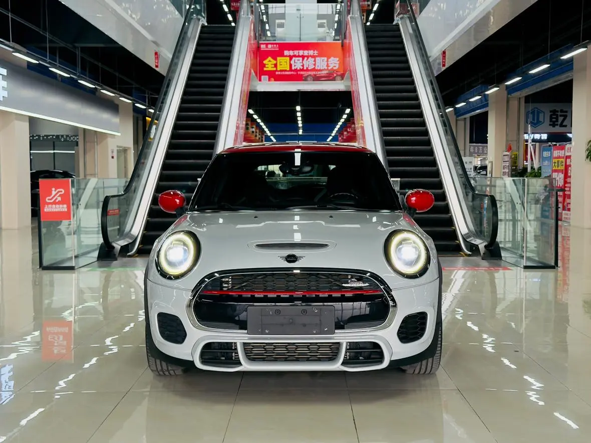 MINI MINI JCW 2.0T JOHN COOPER WORKS
