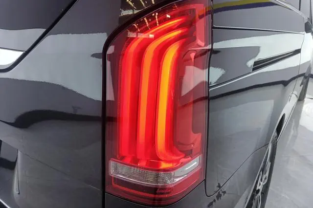 Mercedes-Benz Mercedes-Benz V-class V 260 Premium Edition