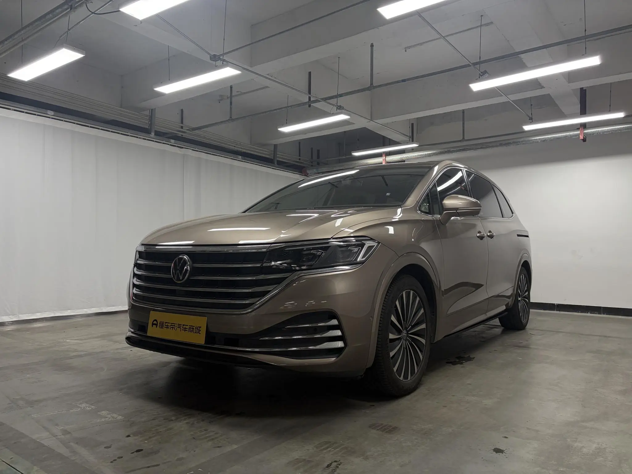 Volkswagen Weiran 380TSI Premium Edition
