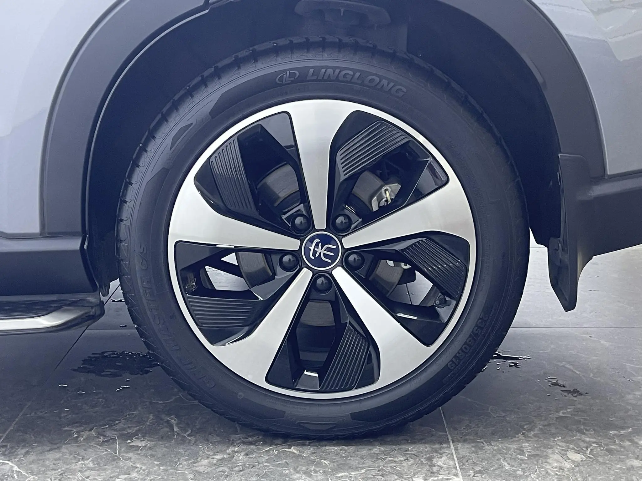 BYD Song PLUS DM DM-i 110KM two-wheel drive flagship PLUS
