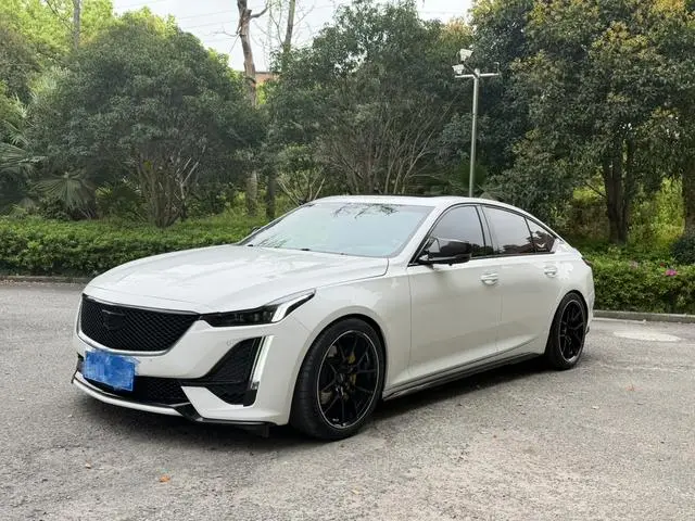 Cadillac Cadillac CT5 Facelift 28T leading sports type