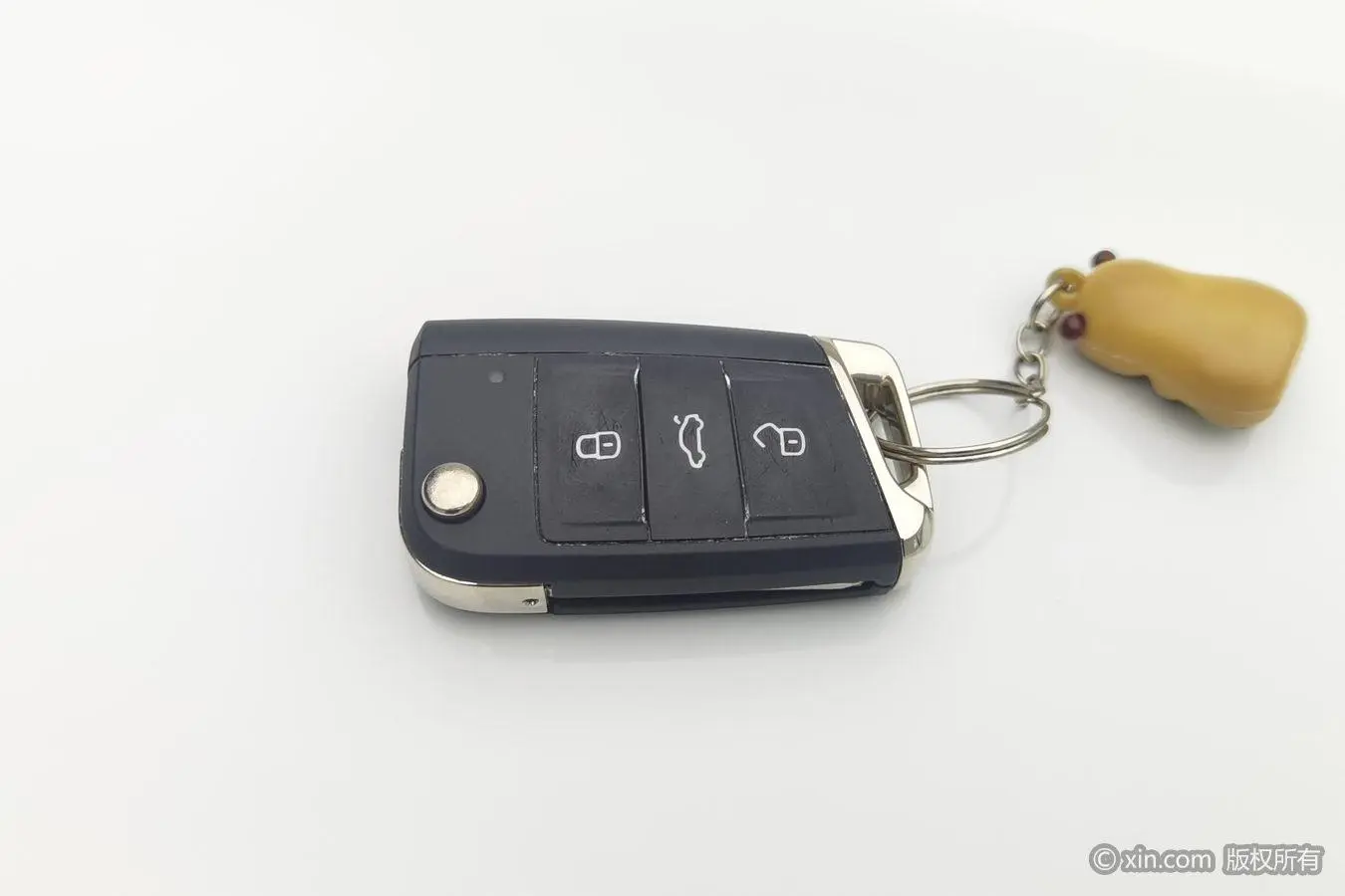 Volkswagen Tuyue 300TSI two-wheel drive full moon version