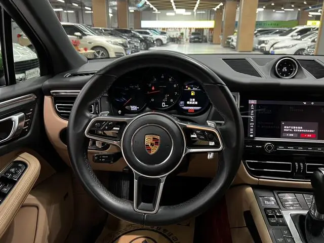 Porsche Macan Macan 2.0T