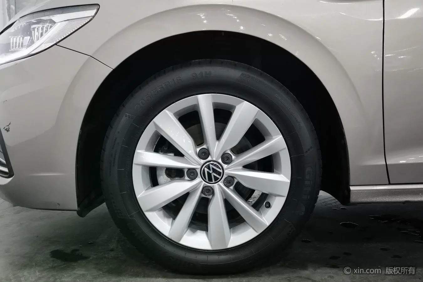 Volkswagen Bora 1.5L automatic comfort intelligent version