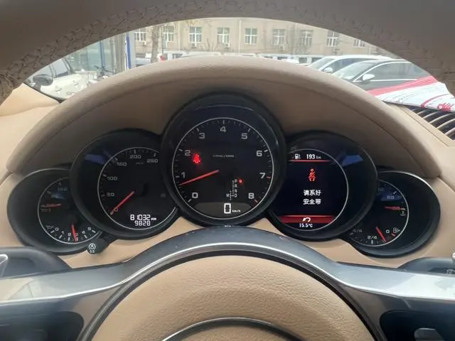Porsche Cayenne Cayenne Platinum Edition 3.0T