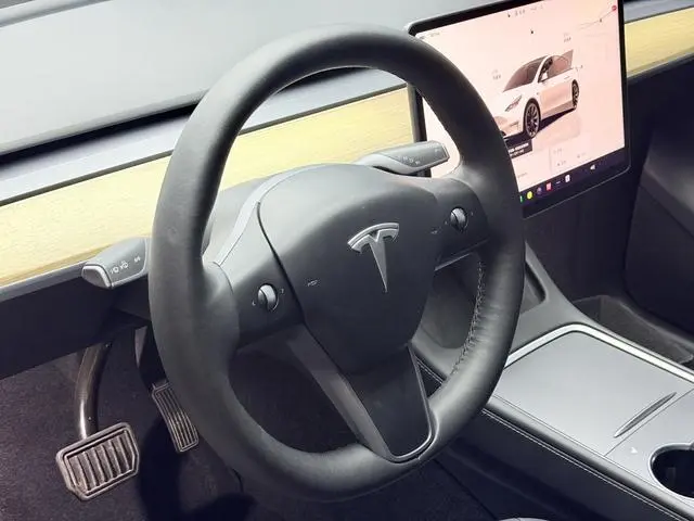 Tesla Model Y Long battery life all-wheel drive version