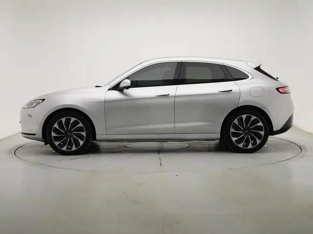 AITO Ask the world M5 Extended range four-wheel drive performance version