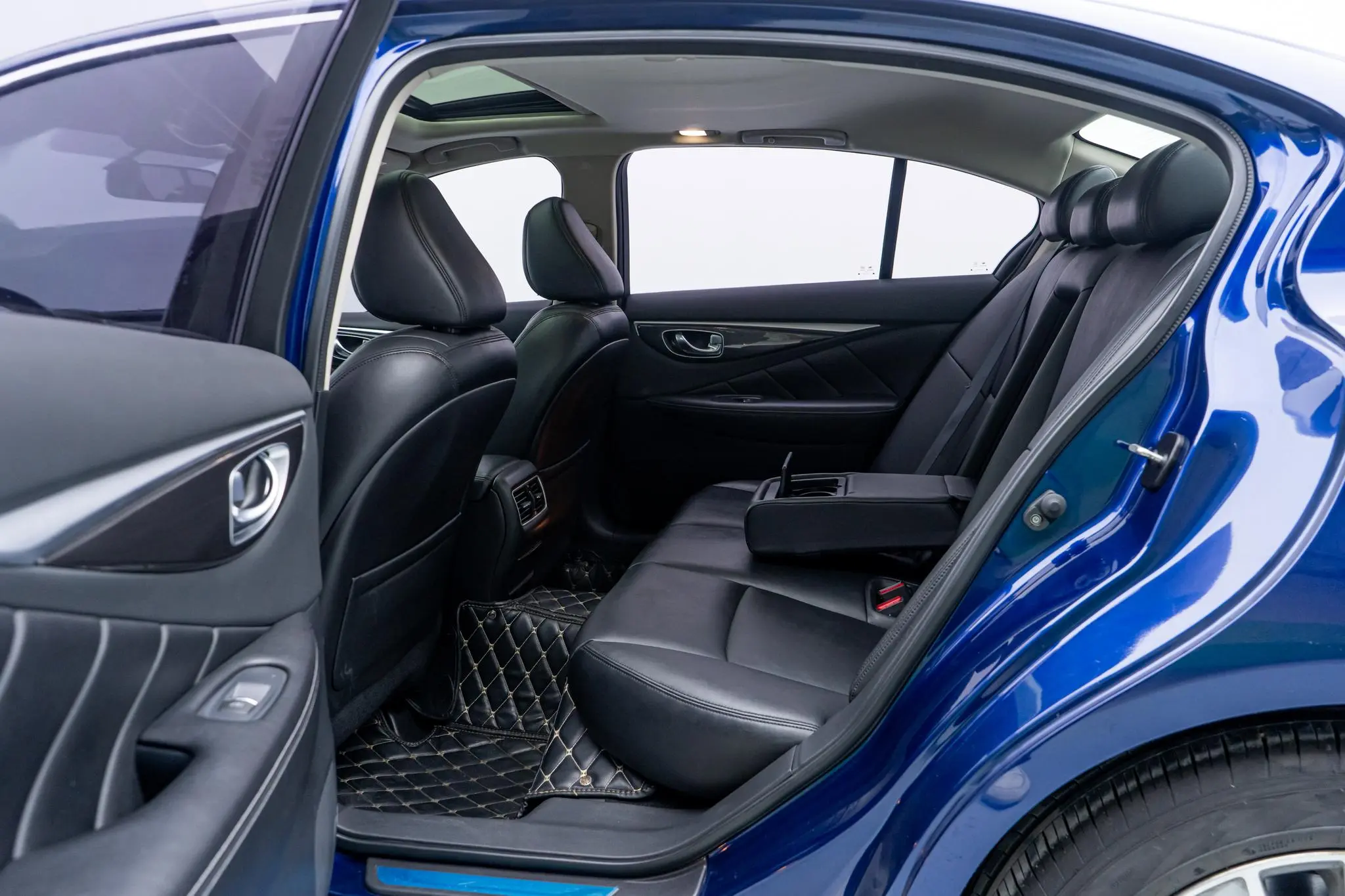 Infiniti Infiniti Q50L 2.0T Comfort Edition