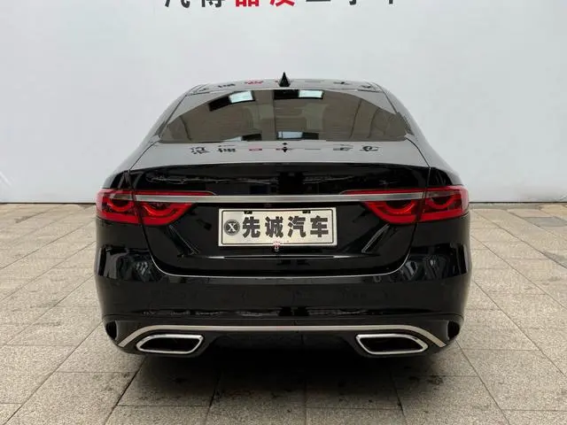 Jaguar Jaguar XFL 2.0T P250 two-wheel drive Exclusive Deluxe Edition