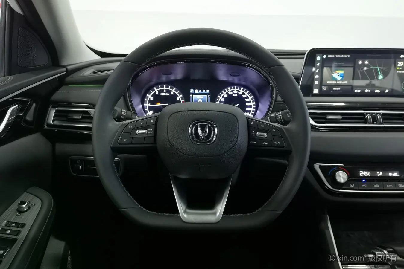 Changan Ruicheng CC Blue Whale Version 1.5T DCT Luxury