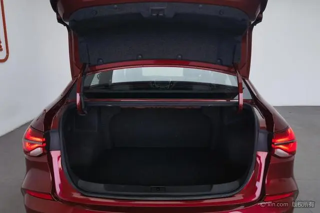 Chevrolet Cruze RS 330T Automatic Fun Version