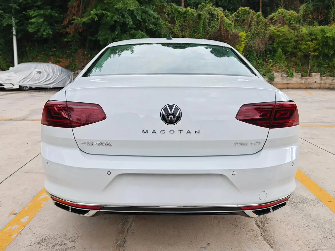 Volkswagen Magotan 2 million commemorative edition 330TSI DSG Luxury models