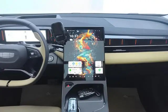 Geely Boyue L 2.0TD DCT Flagship