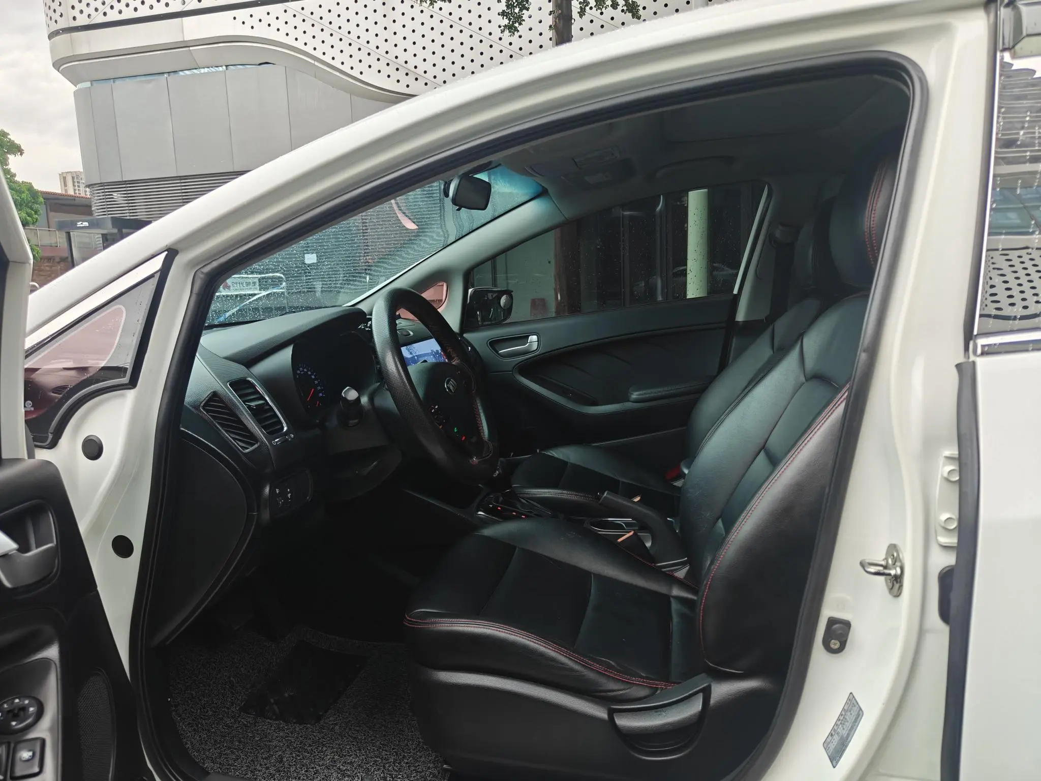 Kia Kia K3 1.6L automatic GLS