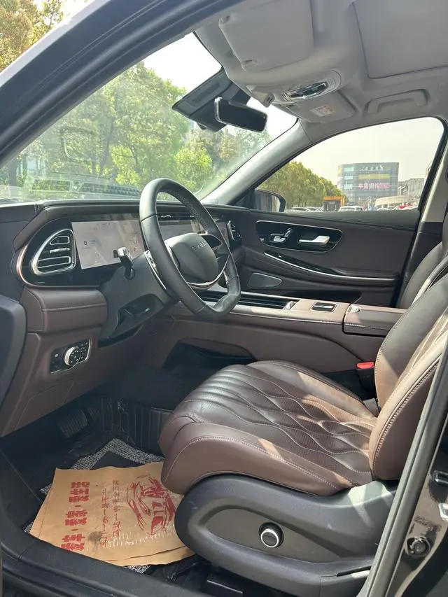 EXEED Xingtu Lanyue 2.0T four-wheel drive Star Zun-six seats