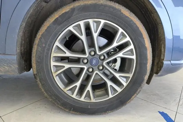 Ford Ruiji EcoBoost 245 four-wheel drive Jiaxiang model