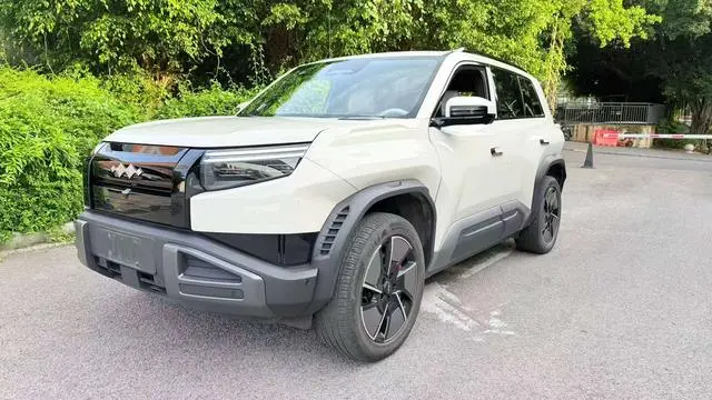 FANG CHENG BAO Titanium 3 501KM four-wheel drive Ultra version