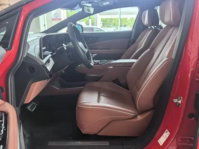 Cadillac IQ Aoge Four-wheel drive long battery life version