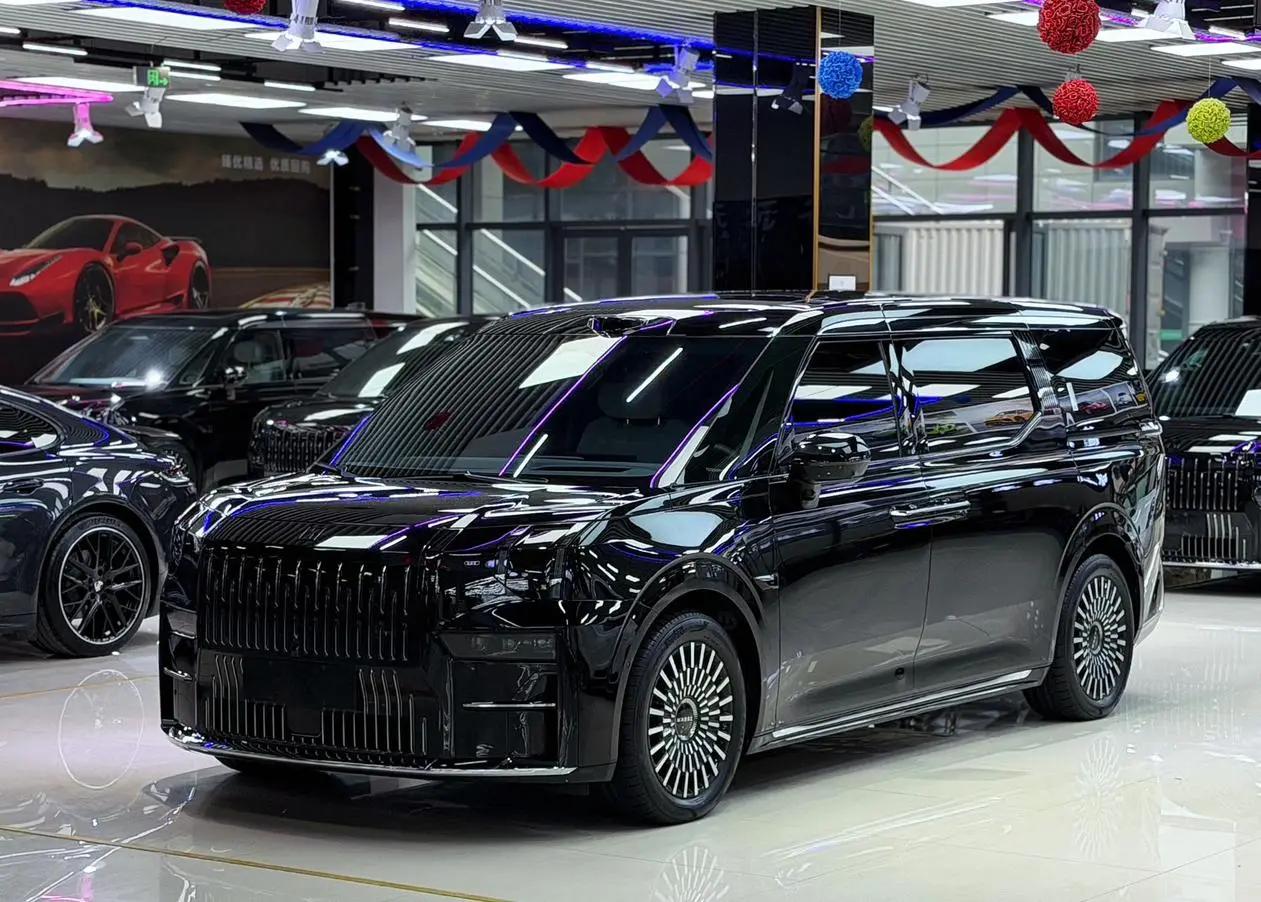 ZEEKR ZEEKR 009 Seven-seater aisle version two-wheel drive 108kWh