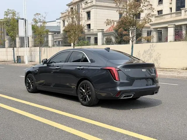 Cadillac Cadillac CT4 28T luxury