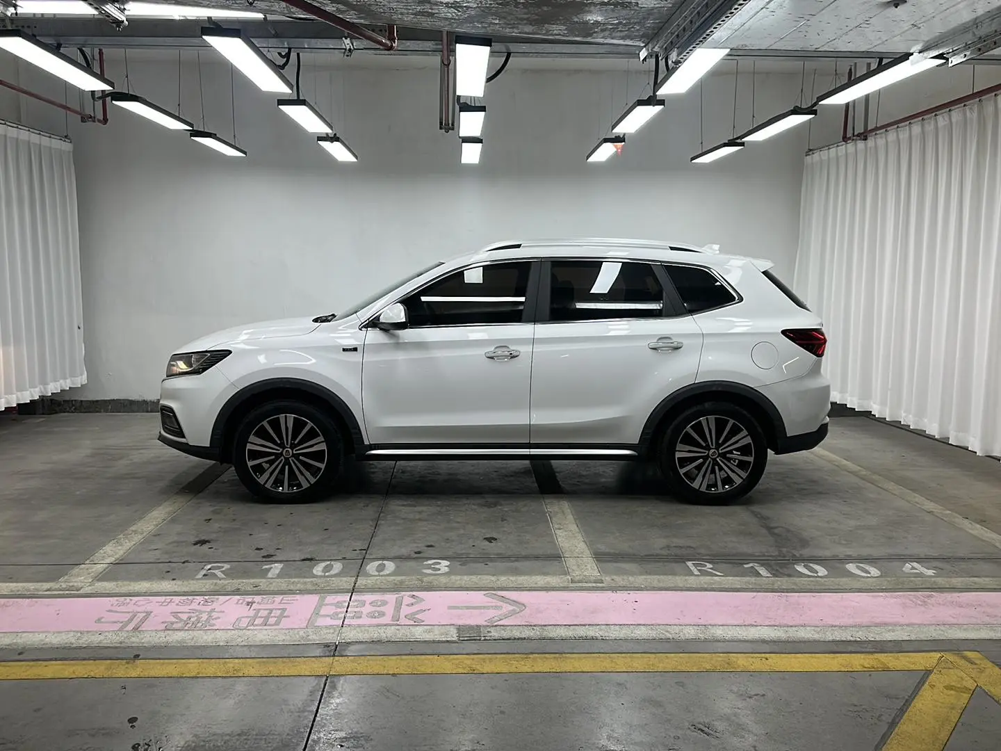 Roewe Roewe RX5 20T automatic 4G interconnection million models