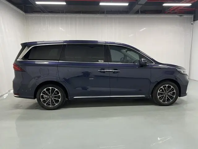 Roewe Roewe iMAX8 400TGI Supreme Series Premium Edition