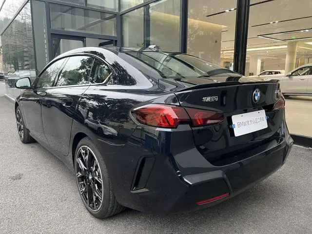 BMW BMW 2 Series 225L M Sports Yao Ye Suit