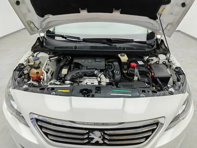 Peugeot Peugeot 408 1.6T Automatic Deluxe Edition