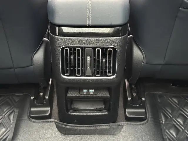 BYD Song PLUS DM DM-i 110KM two-wheel drive flagship PLUS