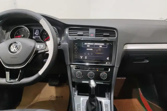 Volkswagen golf 200TSI DSG Comfort Aggressive Version