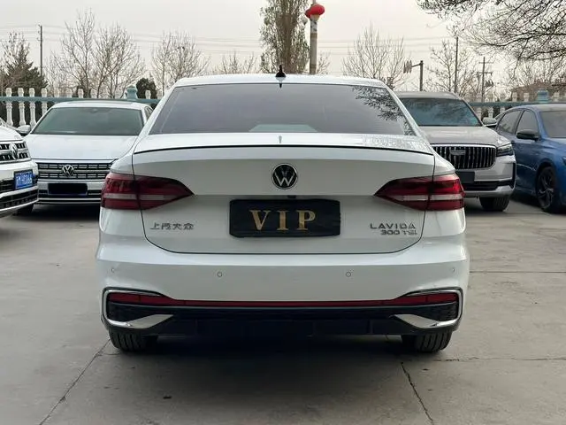 Volkswagen Lavida 300TSI DSG Starry Sky Manyi Edition