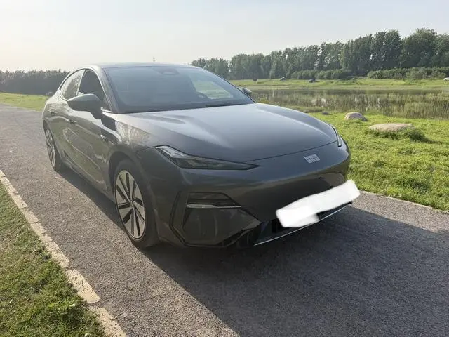 Geely Galaxy Galaxy E8 665km Starship Voyage Edition